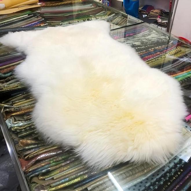只要60元棉鞋卖断货代购赚得盆满钵满K8凯发天生赢家桑坡村有多便宜巴宝莉(图7)